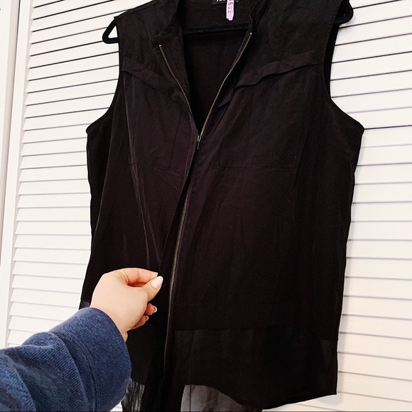 BRAND NEW Trouvé Black Zip Up Tank Blouse (FINAL SALE) - Picture 3 of 5